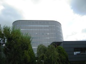 i010s.jpg